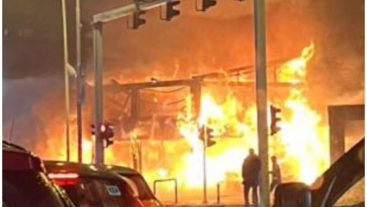 Požar i serija eksplozija u fabrici petardi: Radnici zarobljeni, broj mrtvih raste