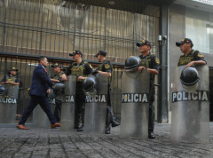 Broj povređenih na utakmici u Limi porastao na 60, jedna osoba stradala