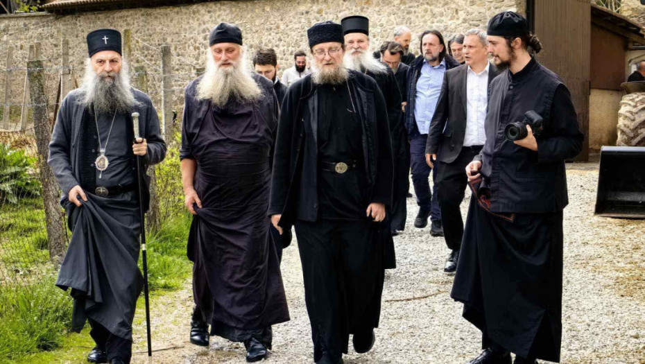 Patrijarh Porfirije obišao manastir Visoki Dečani