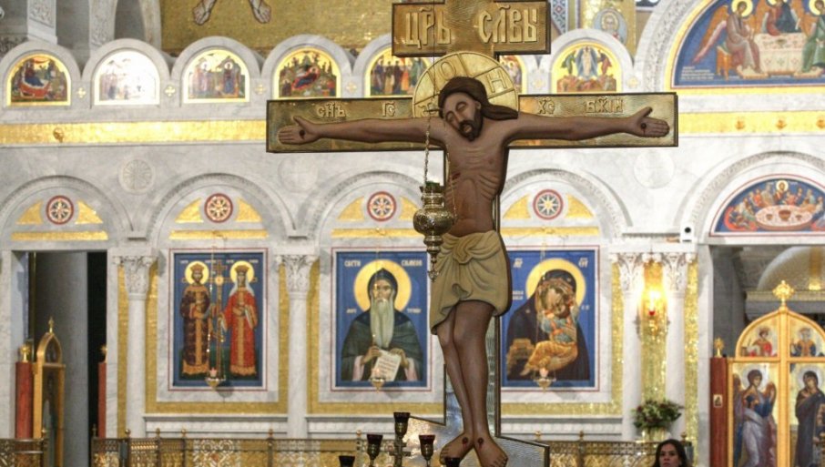 Suvereni vladar svetskih biblioteka: Sve tajne, prevodi i poruke Knjige nad knjigama