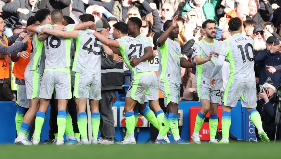 Mančester siti razbio Čelsi i iskoristio kiks Arsenala (FOTO)