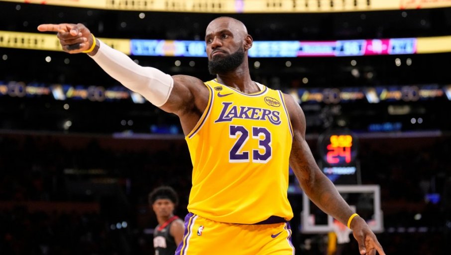 Lebron DŽejms je gazda Los Anđelesa! Lejkersi poveli protiv Hjustona