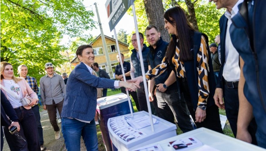 Suština politike i cilj nas iz SNS je briga o narodu, razumevanje njihovih problema
