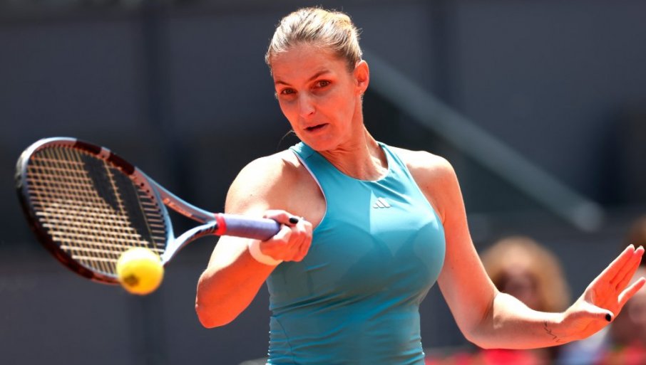 Nastavlja se rat Rusije i Ukrajine i na šljaci! Kostjuk ponovo „udarila“ na rivalku, ovo joj ne prašta