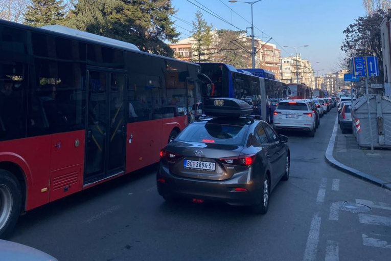 MARATON ĆE PARALISATI BEOGRAD! Menja se čak 104 linija gradskog prevoza: Kad čujete koliko će sve trajati, šokiraćete se