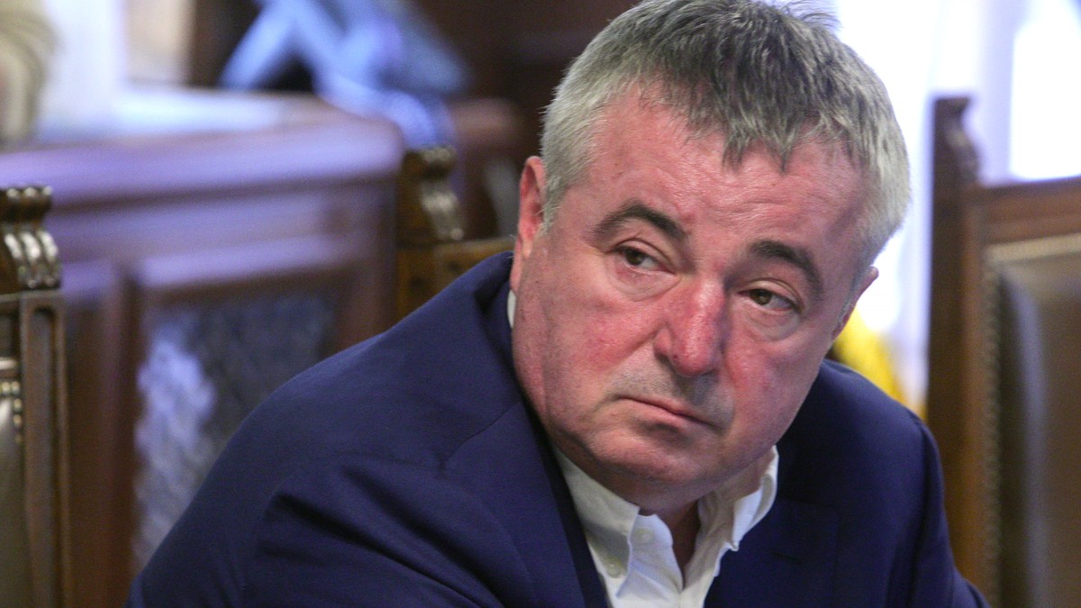 „Ma kakva predstava, ovo je ozbiljna pretnja“: Bajatović o eksplozivu kod Kanjiže