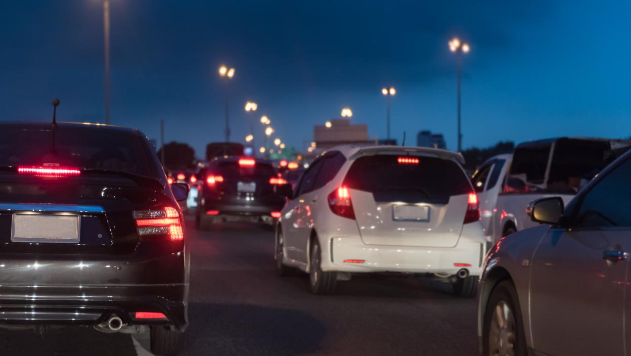 Počelo je! Kilometarske kolone na putu ka Beogradu, vozila stoje u mestu
