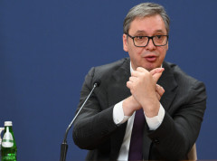 Predsednik Vučić stigao na Svetski urbani forum u Bakuu, obratiće se učesnicima