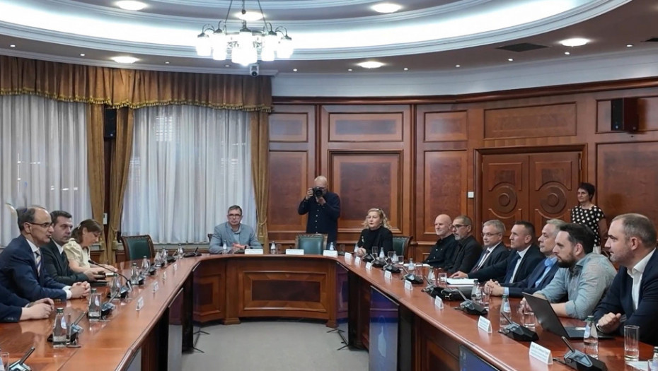 Razgovori Vlade i dekana o budućnosti fakulteta