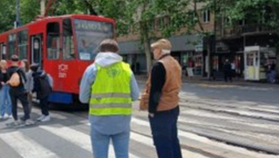 NJih desetak maltretira ceo Beograd (FOTO)