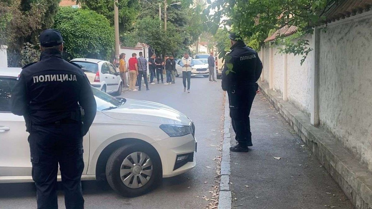 Prve fotografije uviđaja u restoranu na Senjaku u kom je ubijen Aleksandar Nešović