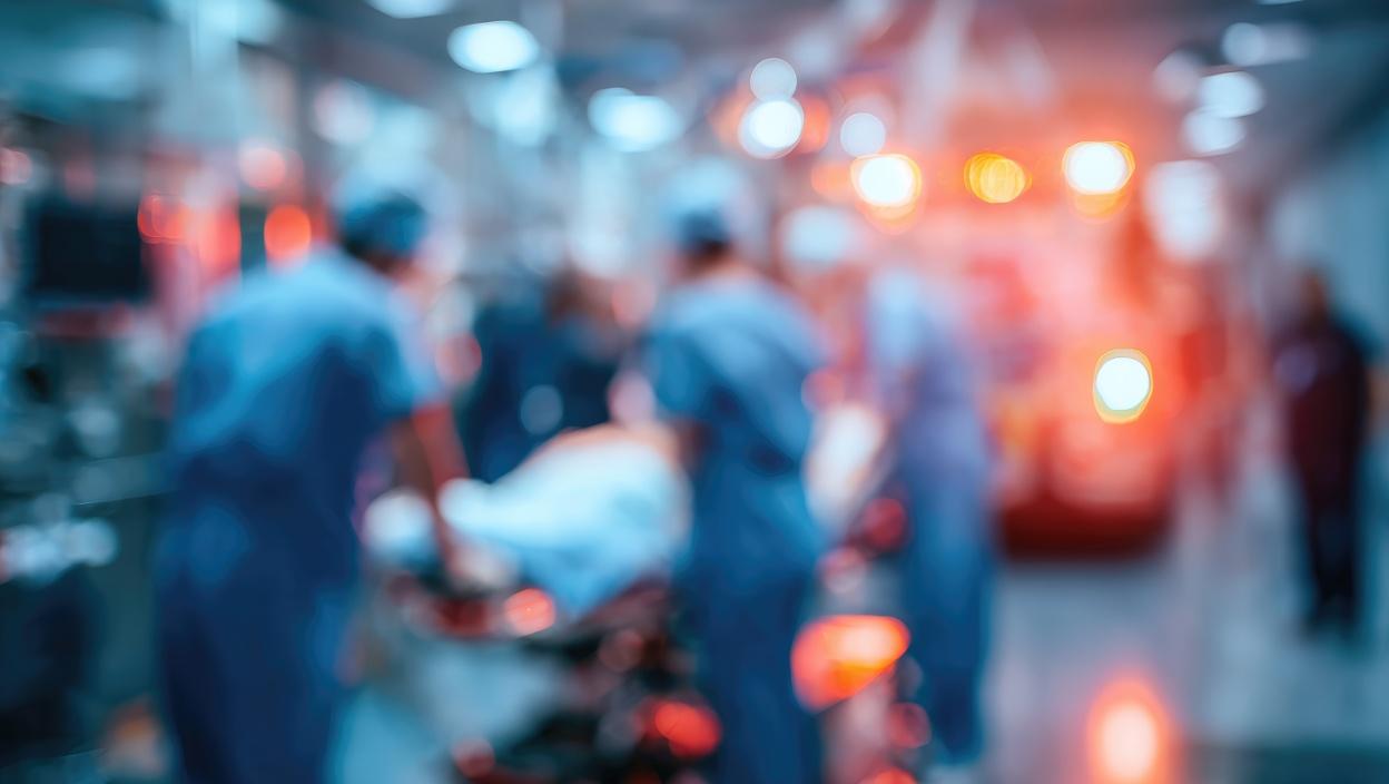 Horor na Voždovcu: Letele šipke kaiševi i baklje, povređeni maloletnici u teškom stanju