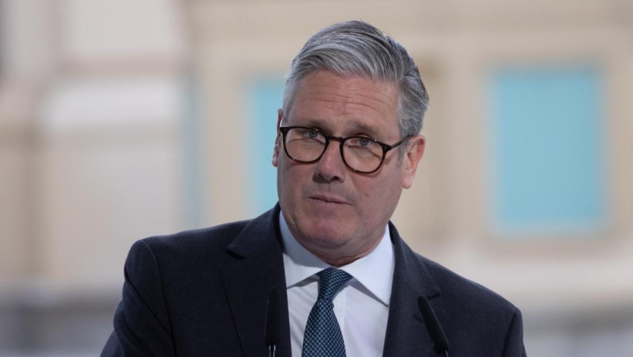 Kriza trese Laburiste u Britaniji, ali Starmer ostaje na čelu vlade: Pritisci za smenu sve jači