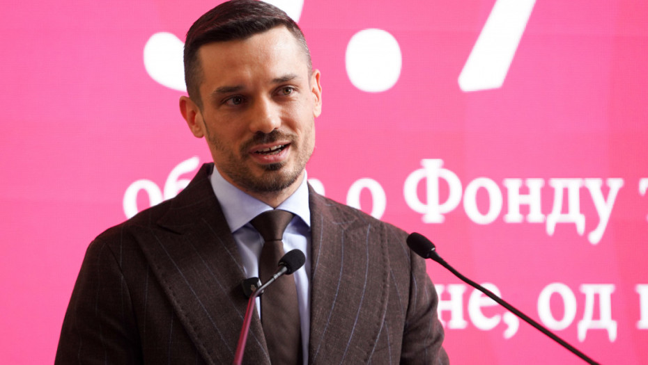 Fond PIO deli 115.000 paketa pomoći penzionerima