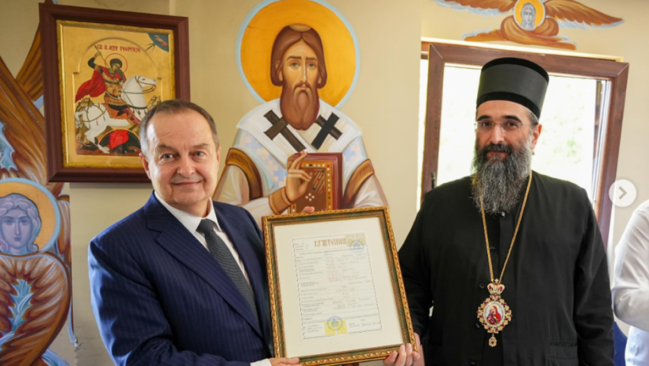 Dačić obeležio 60 godina od krštenja u manastiru Ajdanovac