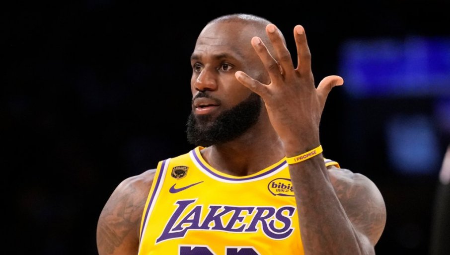 Lebron DŽejms napustio LA Lejkerse