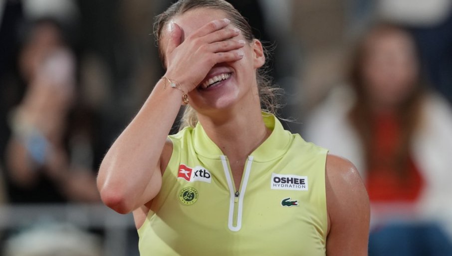 IZAŠLA IZ IGINE SENKE: Poljska teniserka Maja Hvalinska (24) najveća senzacija Rolan Garosa: Tenis je tada lepši!