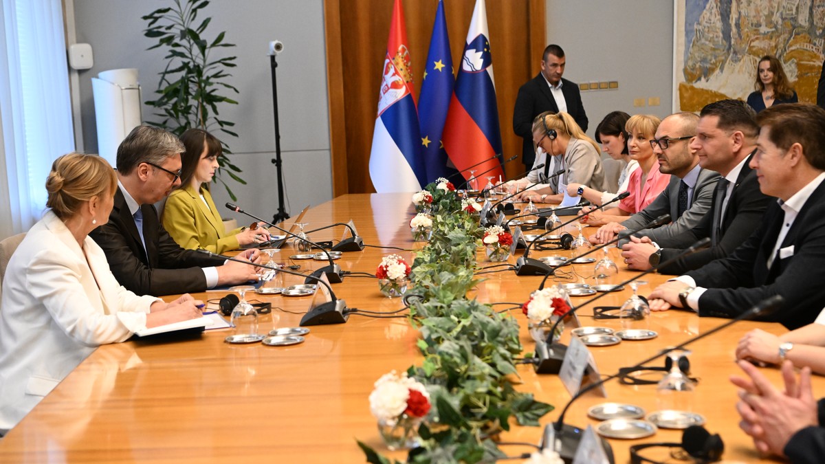 Vučić se sastao sa predsednikom parlamenta Slovenije Zoranom Stevanovićem