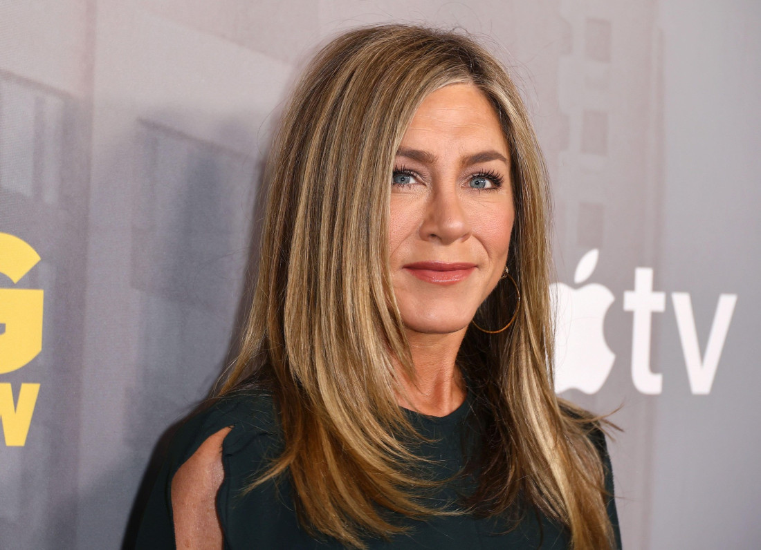 Dženifer Aniston u elegantnoj kreaciji na promociji serije