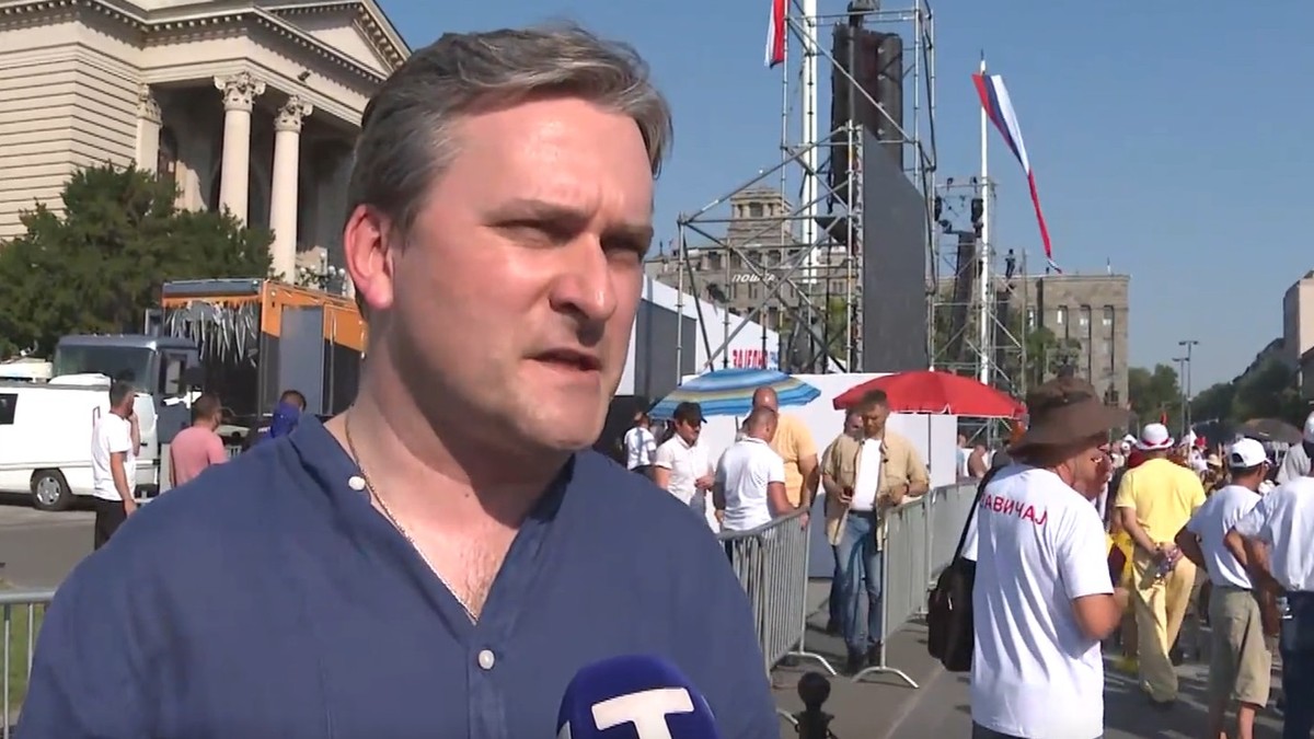 Ministar Selaković na skupu SNS: U zajedništvu je najveća snaga naroda i države