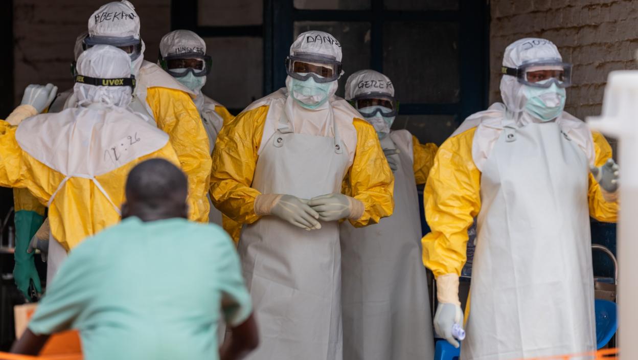 Ebola van kontrole, angažovane i naoružane grupe