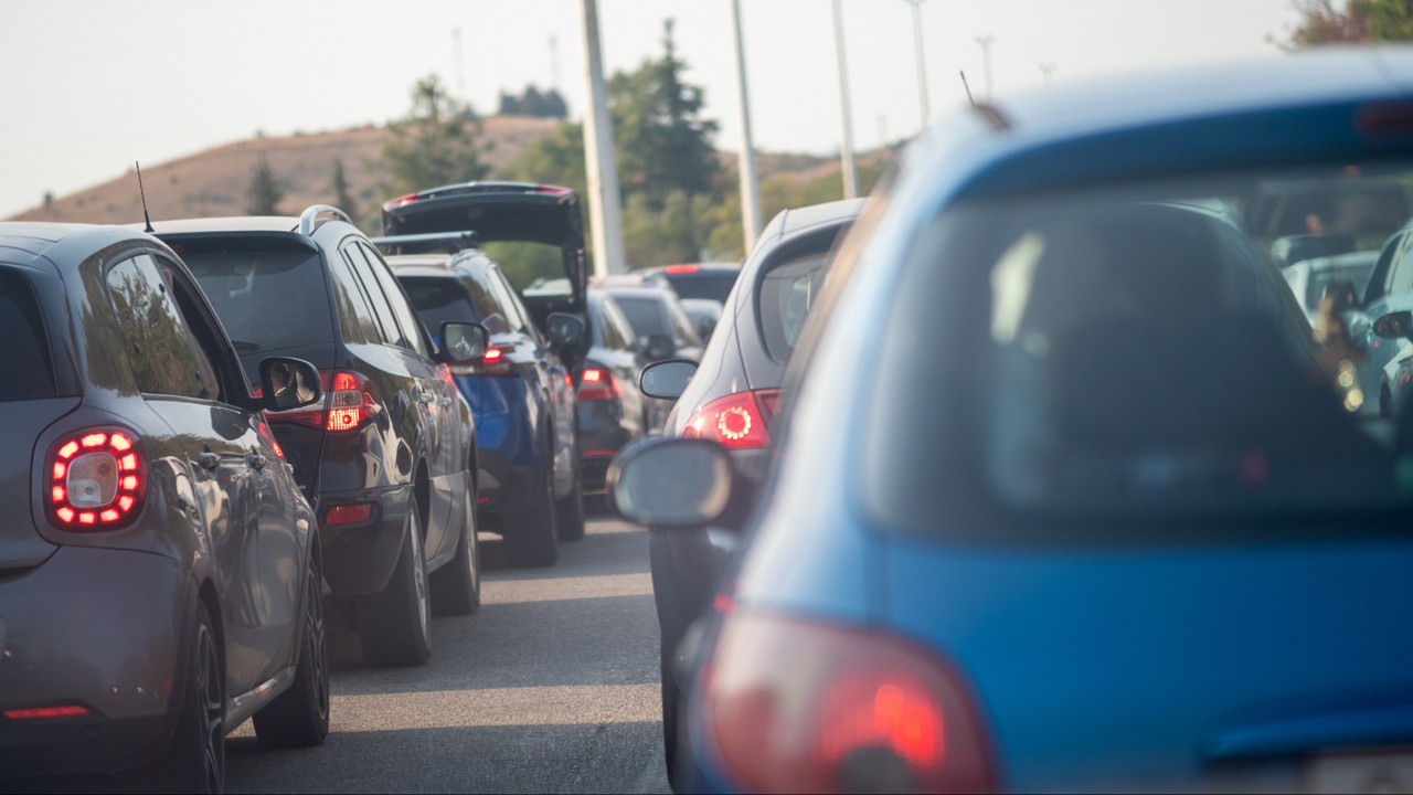 Ogromne gužve na Gazeli, saobraćaj usporen i na Slaviji