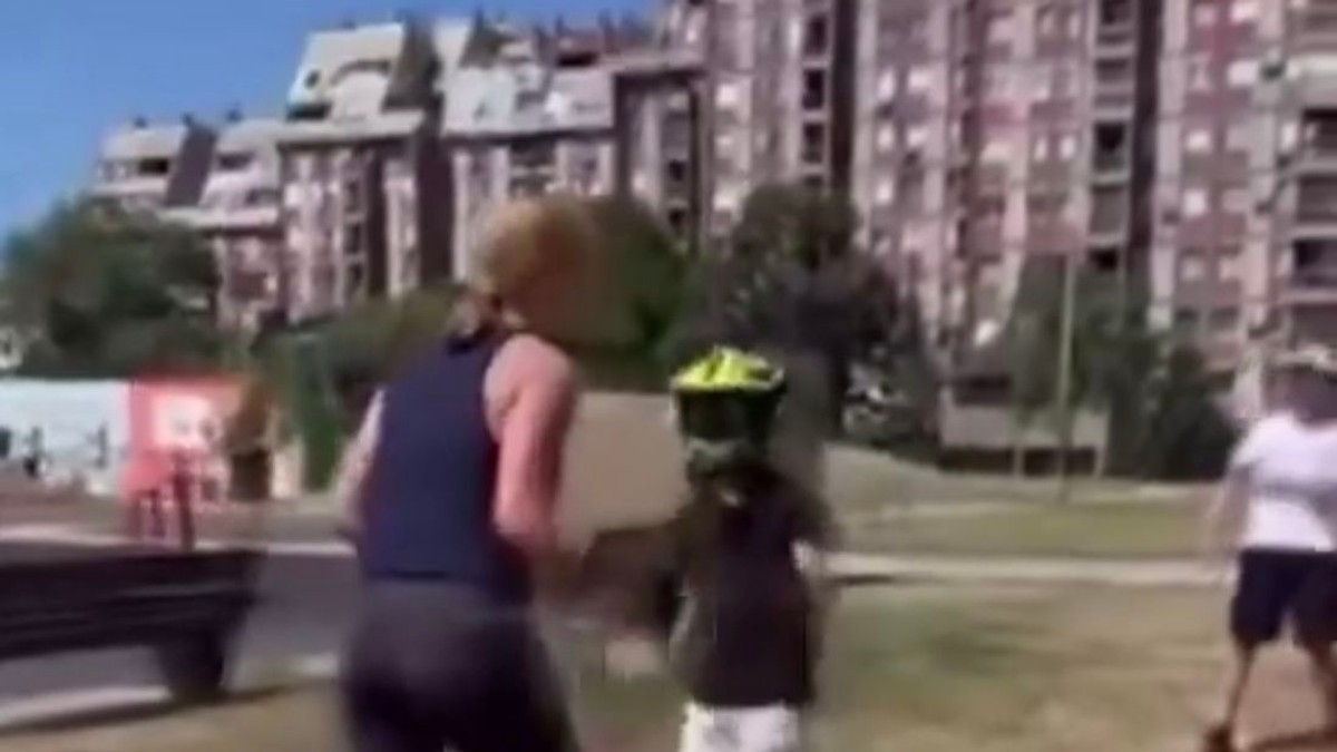 Oglasila se žena koja je udarala i psovala dečaka u Šapcu