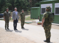 Macut, Gašić i Mojsilović obišli pripadnike Vojske Srbije u Kopnenoj zoni bezbednosti