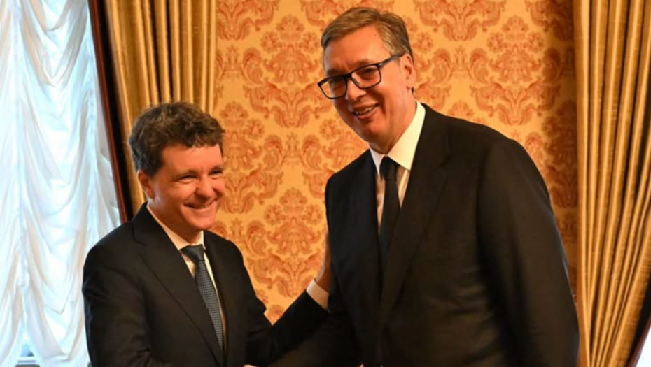 Vučić sa Danom o unapređenju saradnje Srbije i Rumunije
