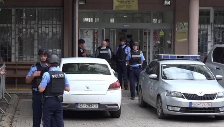Dva muškaraca uhapšena u Zubinom Potoku zbog navodnog ratnog zločina
