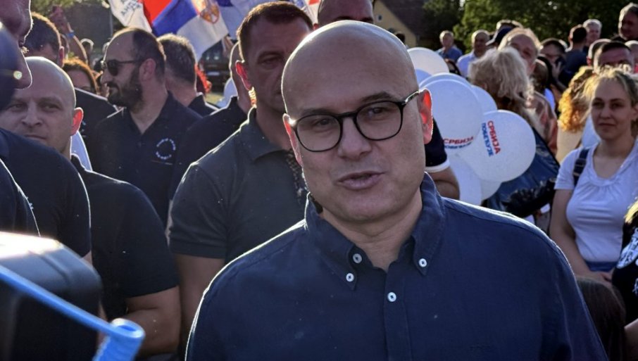 Vredan narod je, zajedno sa Vučićem, sačuvao Srbiju