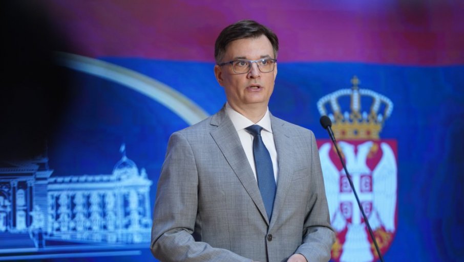 Dok vi čitate bajke, Vučić je problem već rešio!