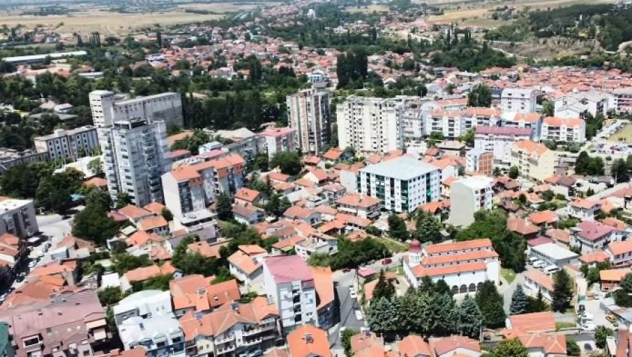 Na prostorijama „Srpskog veza“ u Kumanovu ispisano „UČK“, oglasio se i ministar