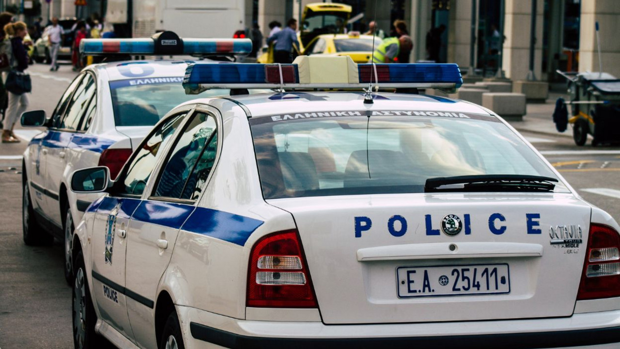 Srbin pijan napravio haos u Grčkoj, čeka kaznu u pritvoru