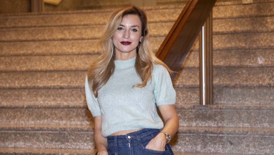 Beatriče Veneci, posle napuštanja „Teatra Feniče“, radi u Novosibirsku