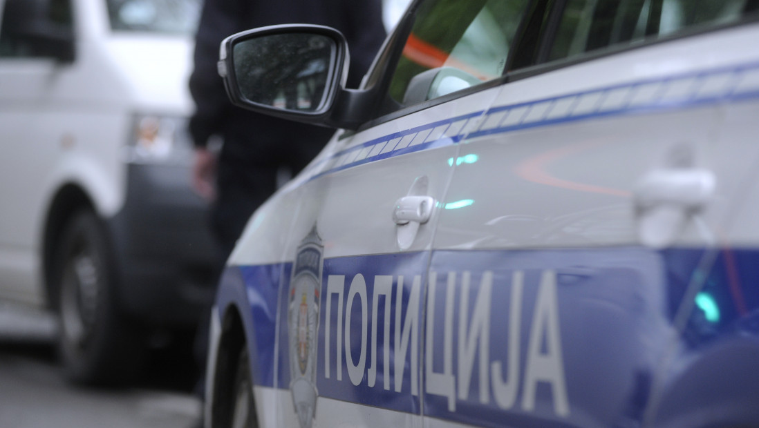 Sudar autobusa i automobila u Rakovici, povređeno jedno